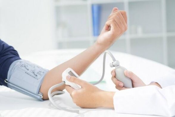 príznaky vysokého krvného tlaku